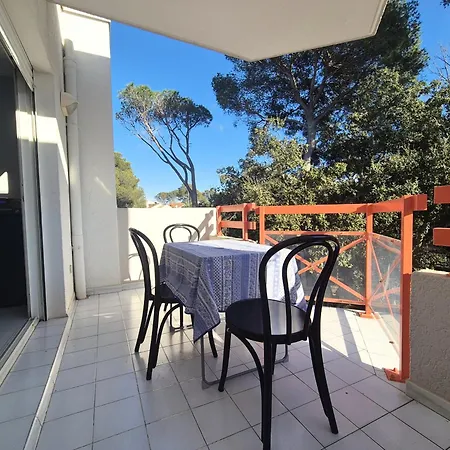 Le Quercus 2,4 Personnes Proche Apartment Saint-Raphael (Var)